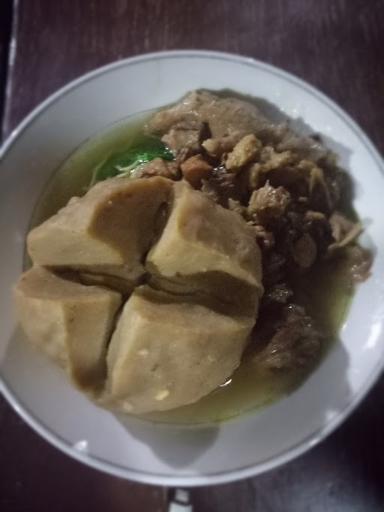 WARUNG BAKSO BERANAK MAS RAIHAN