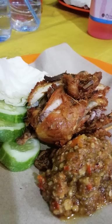 AYAM GEBUG PAK SUYONG