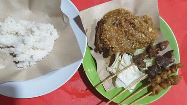 AYAM GEBUG PAK SUYONG