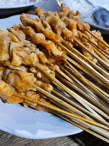 MAS ACONG FOOD STALL VARIOUS SATAY CISANGKUY