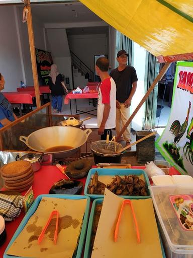 AYAM GEPREK PECEL LELE MBAK RIRIN