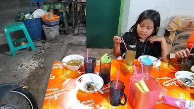 BAKSO PERJUANGAN PAK MIN PHB