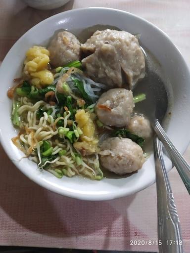 BAKSO RUDAL & MIE AYAM CEKER MAS SULE