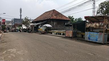 NASI GORENG JEMBATAN PUNCAK