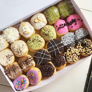 MINI'S DOUGHNUTS BUKIT LAMA