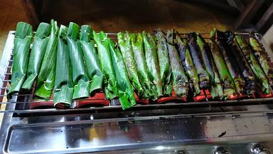 KEDAI SARAPAN PAGI&OTAK-OTAK LING-LING