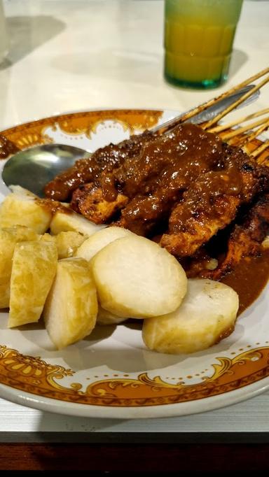 SATE MADURA SIMPANG BUKIT