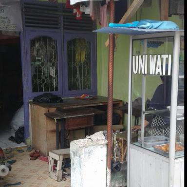 WARUNG UNI WATI