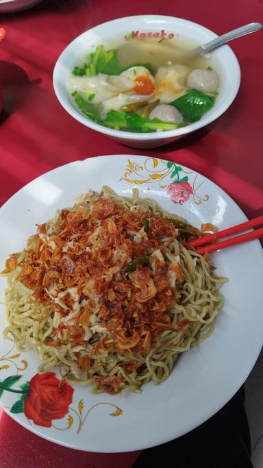 MIE AYAM ALOK