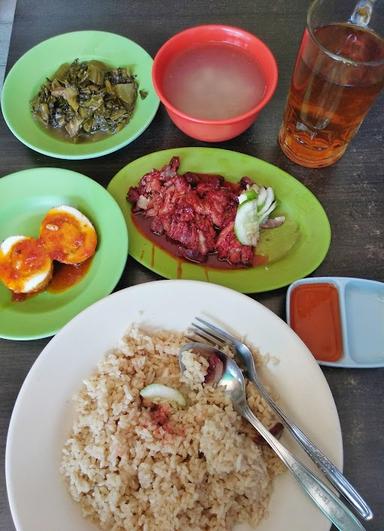 NASI AYAM HAINAN