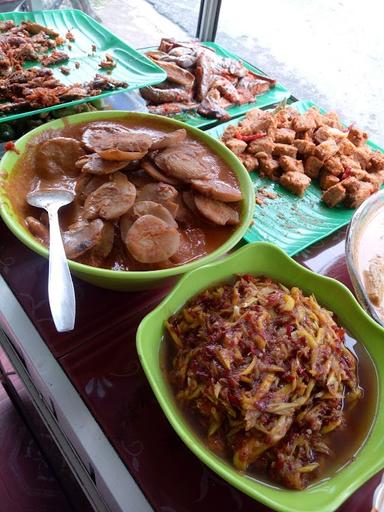 WARUNG NASI EKA