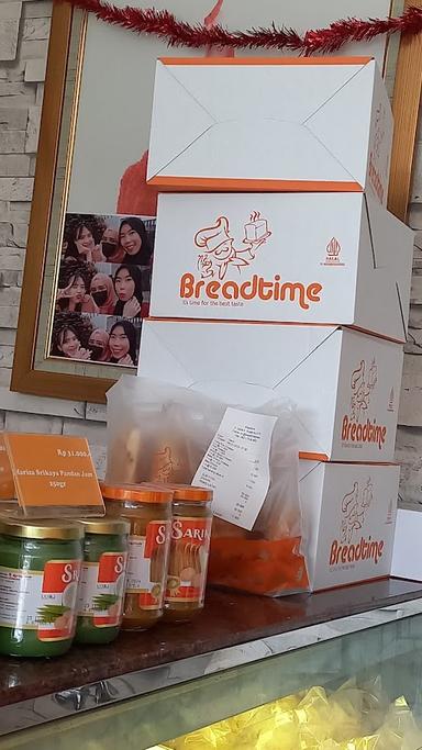 BREADTIME BAKERY - ROTI MANIS, ROTI TAWAR, CAKE, JAJANAN PASAR, SNACK BOX, BIRTHDAY PARTY