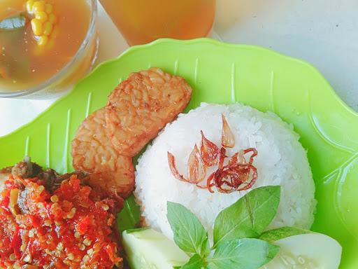 AYAM GEPREK BIK UNUL