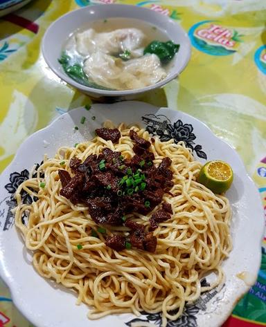 MIE PANGSIT LUNG AN