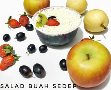 SALAD BUAH SEDEP