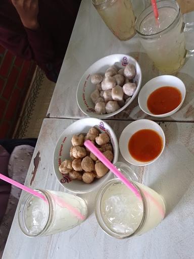 BAKSO TUSUK BU SAINAH