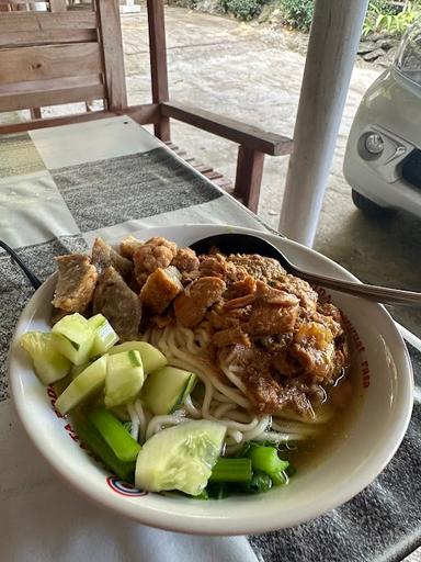 MIE AYAM & BAKSO MBAK RISTI