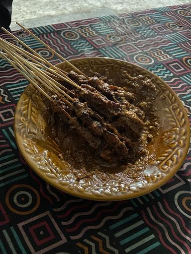 SATE AYAM MADURA