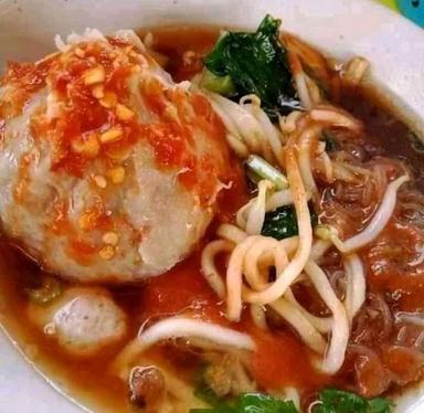 MIE BAKSO URAT MANG KOPEAH