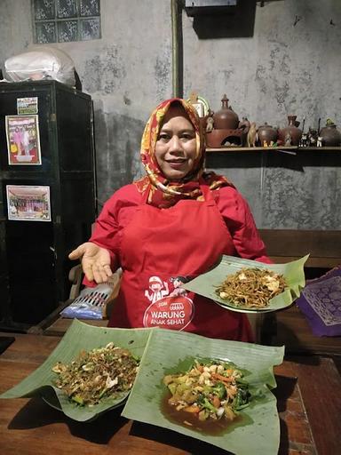 RUMAH MAKAN KUNING AYU INDRAMAYU