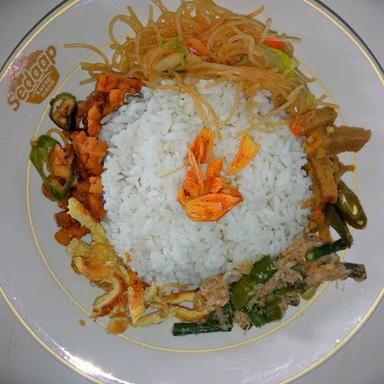 WAROENG NASI UDUK KEPANDEAN