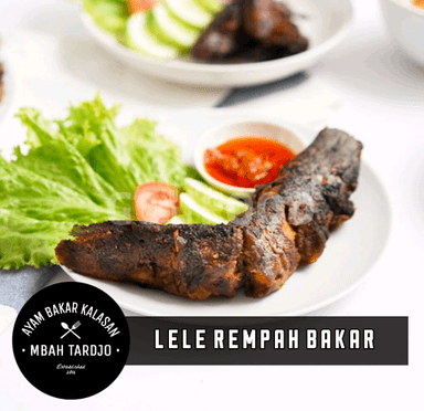 AYAM BAKAR KALASAN MBAH TARDJO