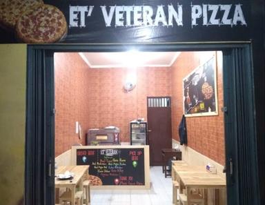 ET VETERAN PIZZA KEBAGUSAN