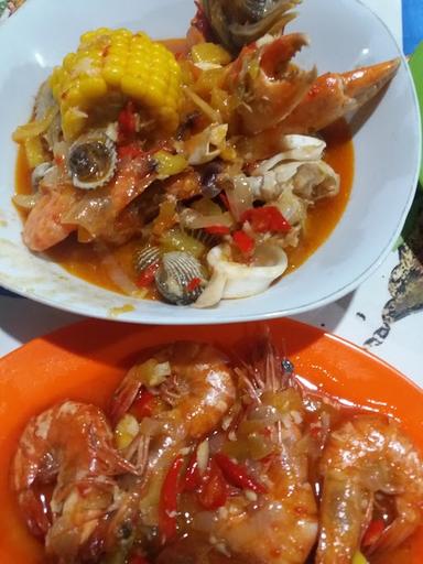 SEAFOOD MUARA ANGKE