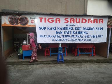 SOP KAKI KAMBING TIGA SAUDARA LENTENG AGUNG