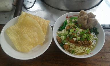 WARUNG BAKSO AGUS