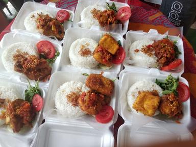 WARUNG NASI NENEK YANI