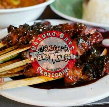 WARUNG SATE MADURA PERTIGAAN PAK MUJIB