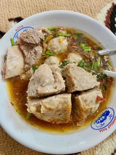 BAKSO DAN MIE AYAM PAK MANDOR