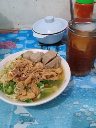 BAKSO& MIE AYAM PAK SUL