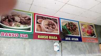 BAKSO & MIE AYAM THOLE