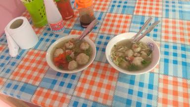 KEDAI BAKSO & MIE AYAM MAS AGUNG