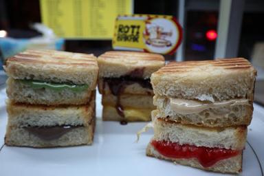 ROTI BAKAR BANDUNG NAI GROUP