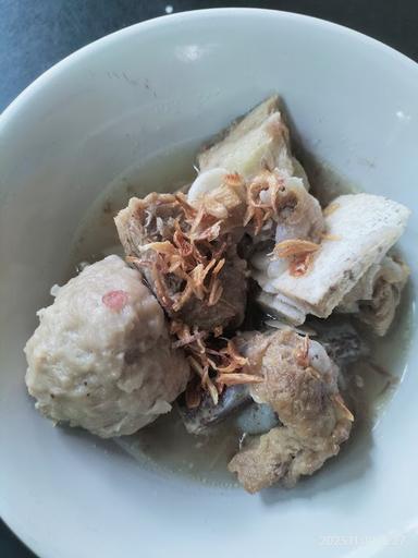 BAKSO IGA SAPI DAN MIE AYAM ISUN