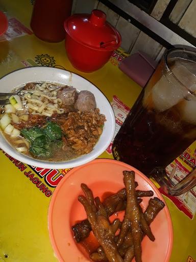 BAKSO & MIE AYAM SOLO PAK JO