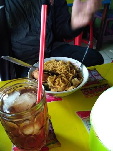 BAKSO SOLO GOYANG LIDAH