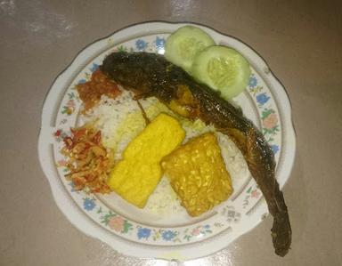 BEBEK - AYAM GORENG SAMBEL PENCIT CAK ROIS