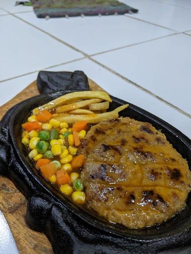 KEDAI FAATIH STEAK