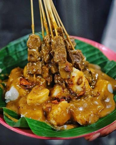 SATE PADANG PIAMAN JAYA