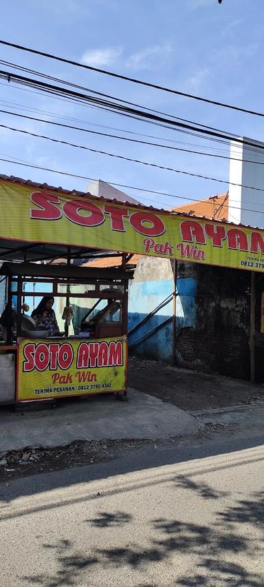 SOTO AYAM CAK WIN