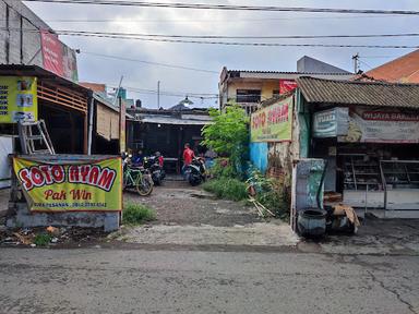 SOTO AYAM CAK WIN