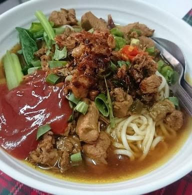 MIE AYAM & BAKSO PAK JENGGOT