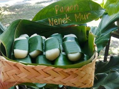 PAWON NENEK MUR