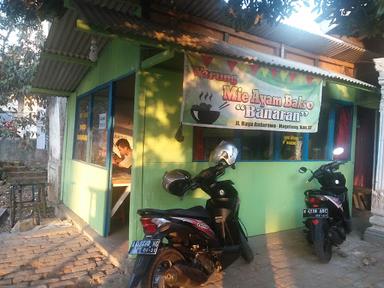 WARUNG MIE AYAM BAKSO BANARAN