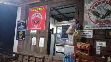 WARUNG SOTO GUSWAL