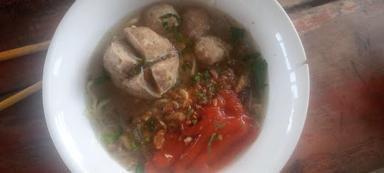 BAKSO DAN MIE AYAM PAK UKIM